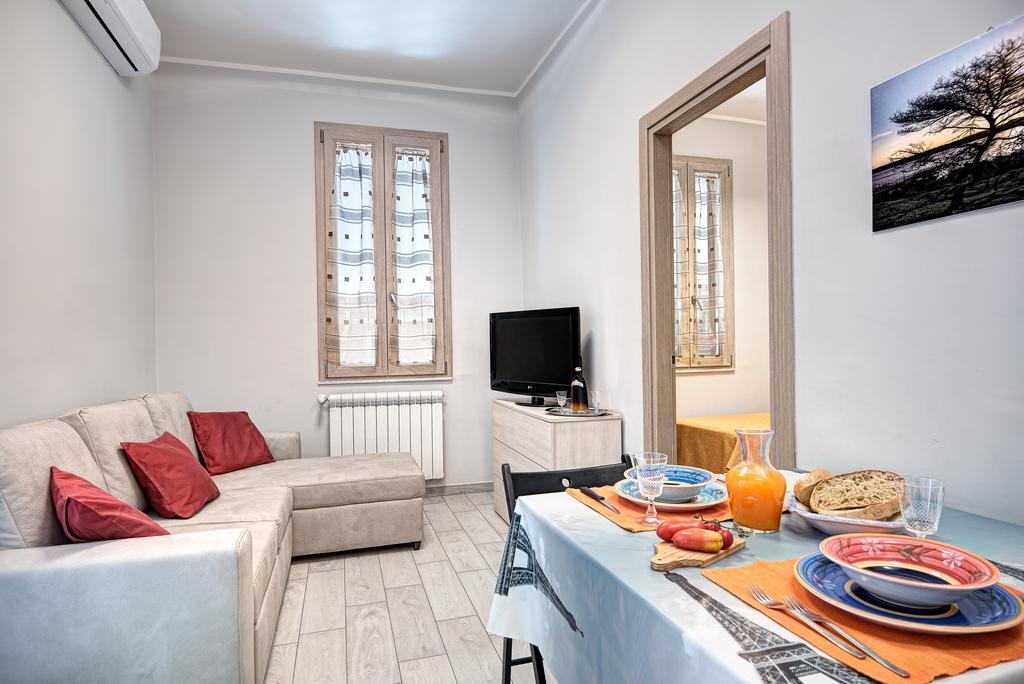 Giggino'S Flat - Live Like A Local Apartment Napoli Bagian luar foto